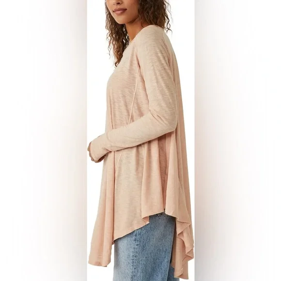 Free People Aria Trapeze long sleeve top in the color Misty Mink. NWT SZ small - Picture 2 of 9